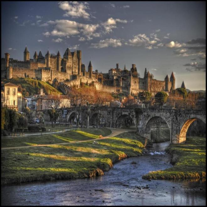 Castillo Francia Carcassonne  Groupes Joëlle Adam